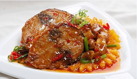 cá ngừ kho thơm